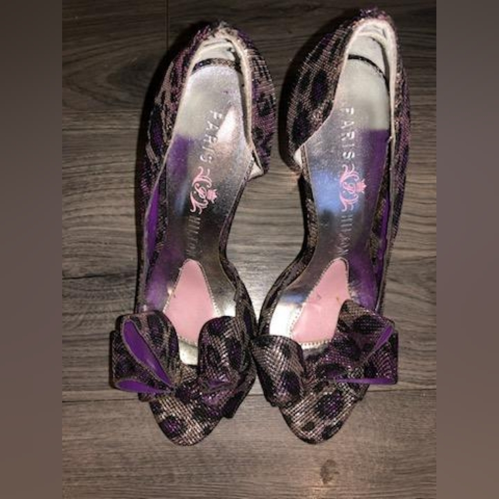 Purple and Black Elegant Heels with Bow Detail